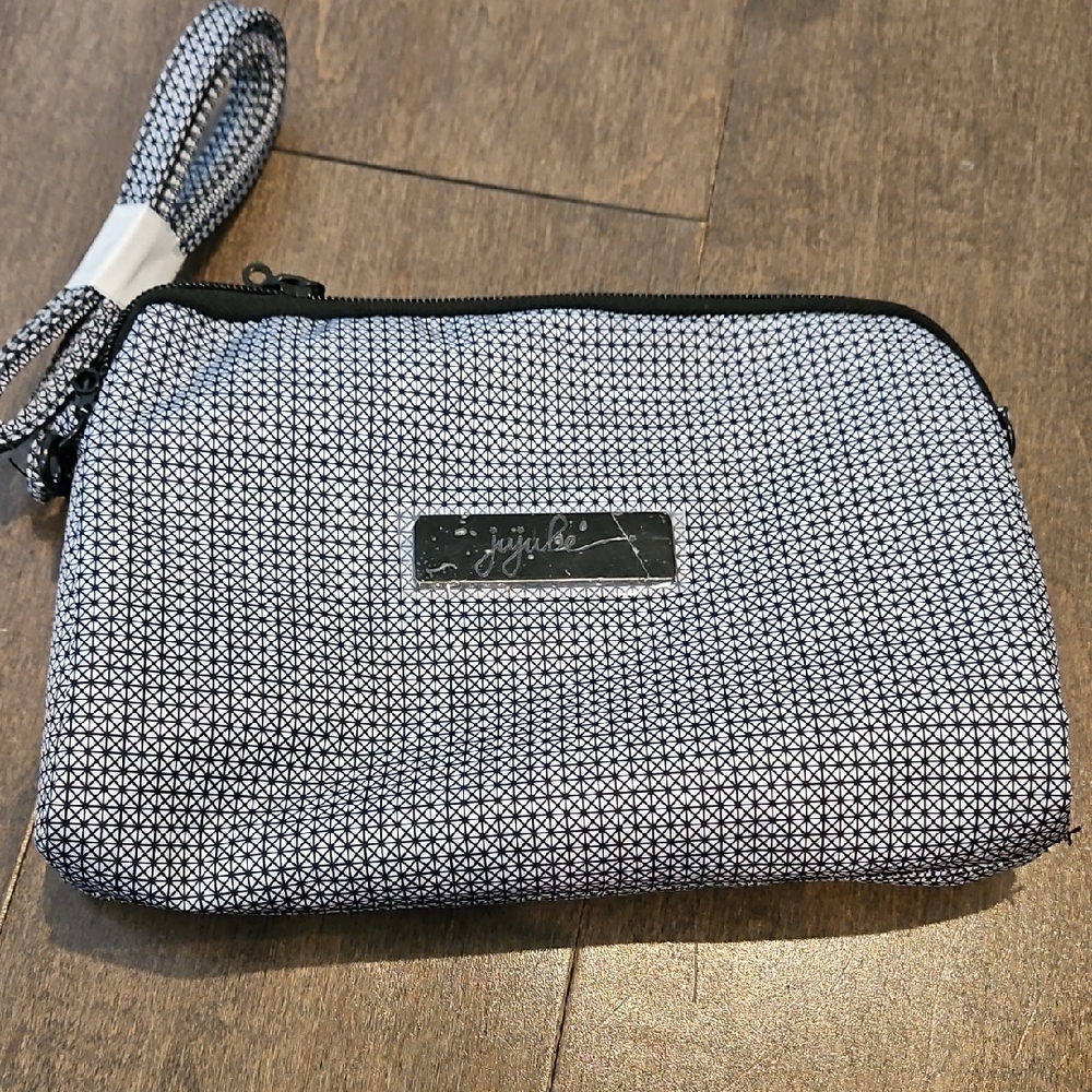 Jujube Black and White Crossbody Bag